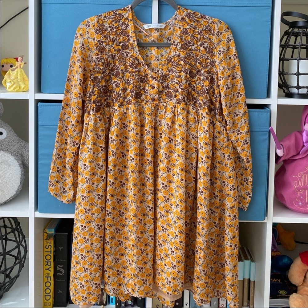 Zara mini floral dress!